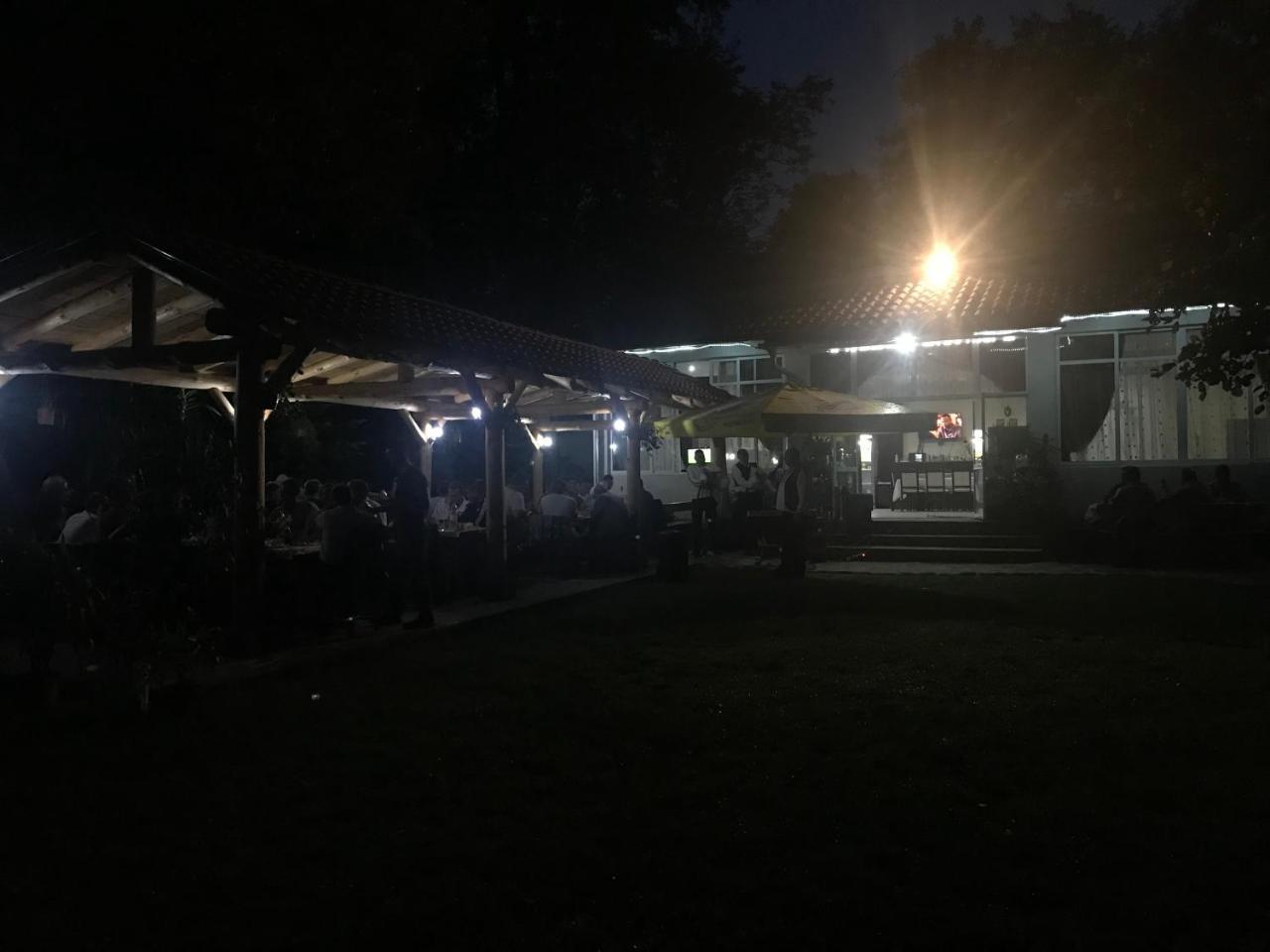 Holiday Park Ranchoto Otel Kızılağaç Dış mekan fotoğraf